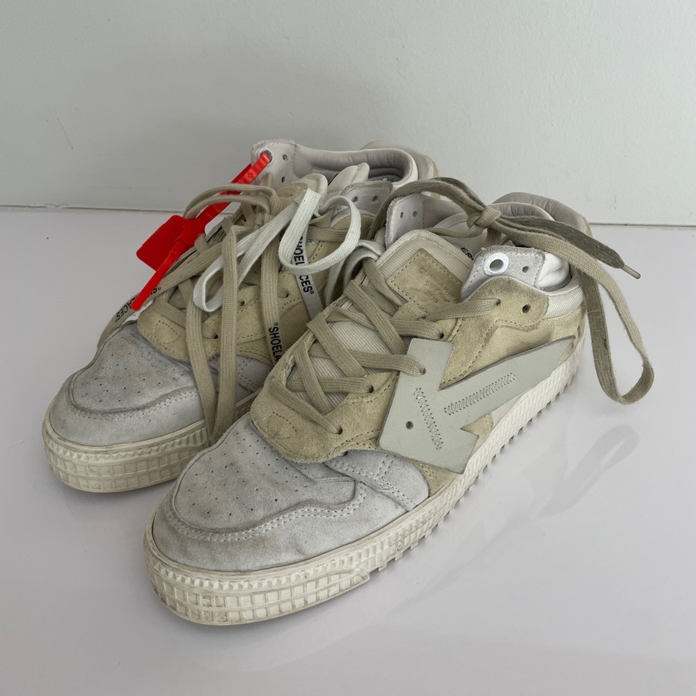 Off-White Sneakers